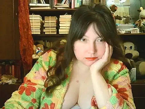 Snapshot of CarrieQPeach chatting on 02-12-26, 07:42 CarrieQPeach online show from 02-12-26, 07:42