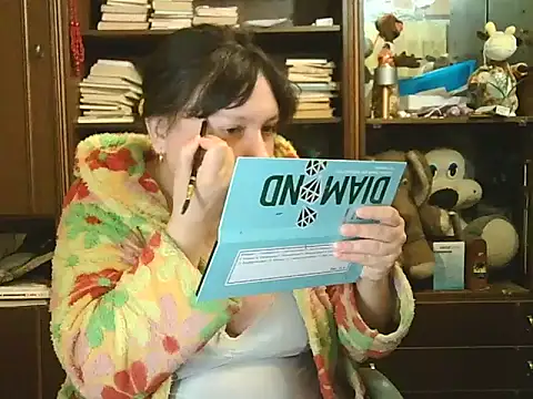 Snapshot of CarrieQPeach chatting on 03-11-26, 07:09 CarrieQPeach online show from 03-11-26, 07:09