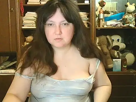 Snapshot of CarrieQPeach chatting on 03-16-26, 05:17 CarrieQPeach online show from 03-16-26, 05:17