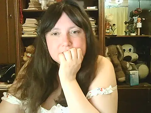 Snapshot of CarrieQPeach chatting on 05-11-26, 10:51 CarrieQPeach online show from 05-11-26, 10:51