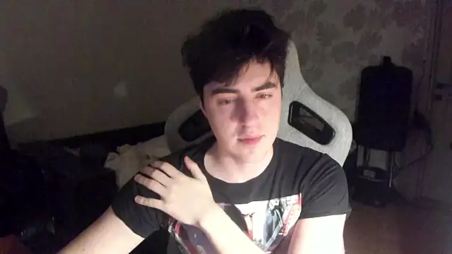 Knuckles17 online show from 02-12-26, 01:28