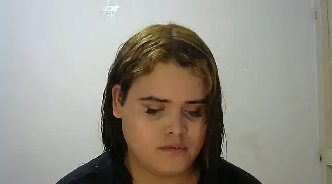 Snapshot of antonellasex1998 chatting on 12-12-24, 06:25 antonellasex1998 online show from 12-12-24, 06:25