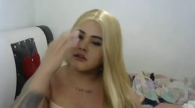 Snapshot of antonellasex1998 chatting on 01-13-25, 02:11 antonellasex1998 online show from 01-13-25, 02:11