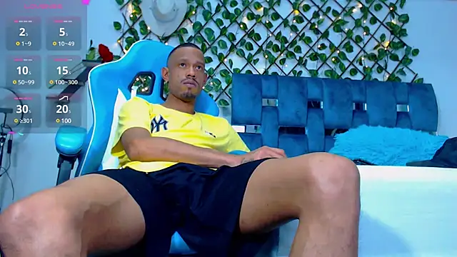 black latin23cm online show from 12-12-24, 09:04