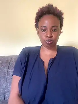 Snapshot of fat_creamy_pus chatting on 11-05-25, 12:38 fat creamy pus online show from 11-05-25, 12:38