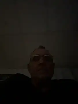 Snapshot of Trey100379100379 chatting on 11-06-25, 09:54 Trey100379100379 online show from 11-06-25, 09:54