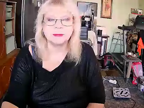 LOLA8888 online show from 09-27-25, 11:15