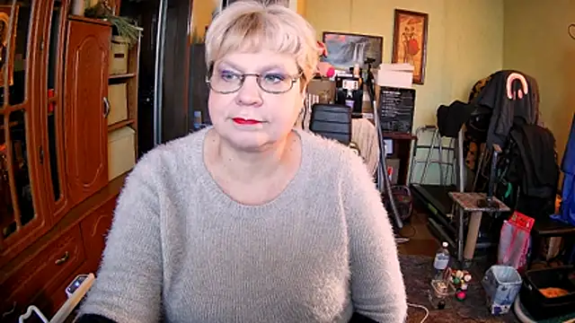 LOLA8888 online show from 01-17-26, 12:43