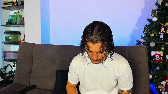 Twisted Fantasy online show from 12-15-24, 09:09