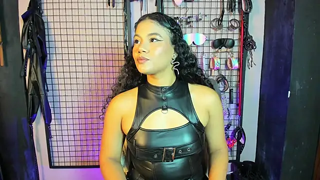 Twisted Fantasy online show from 02-16-25, 12:30