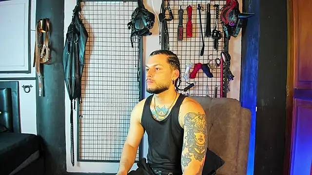 Twisted Fantasy online show from 03-03-25, 12:16