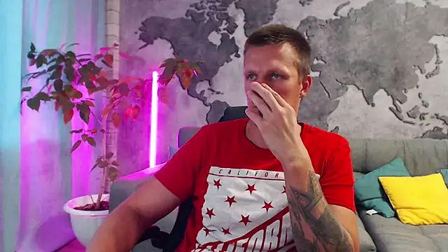 Snapshot of VikingChrisss chatting on 10-05-25, 09:40 VikingChrisss online show from 10-05-25, 09:40