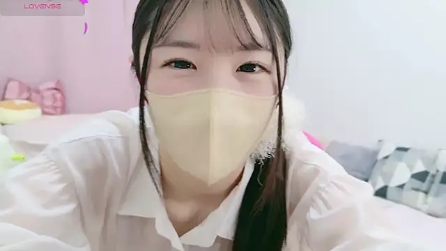 Snapshot of anchan_ chatting on 01-18-25, 01:40 anchan online show from 01-18-25, 01:40