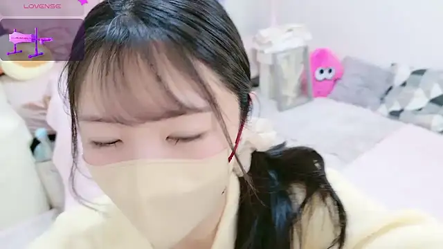 Snapshot of anchan_ chatting on 02-16-25, 01:27 anchan online show from 02-16-25, 01:27