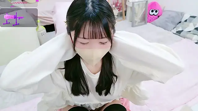 Snapshot of anchan_ chatting on 02-23-25, 02:14 anchan online show from 02-23-25, 02:14