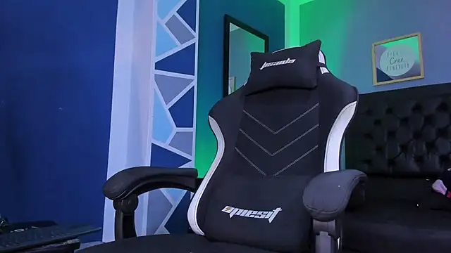 alex oficial online show from 02-19-26, 05:36