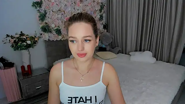 MiracleCurly online show from 10-01-25, 07:20