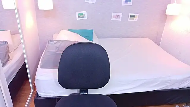 cock whisperer69  online show from 03-24-26, 02:00