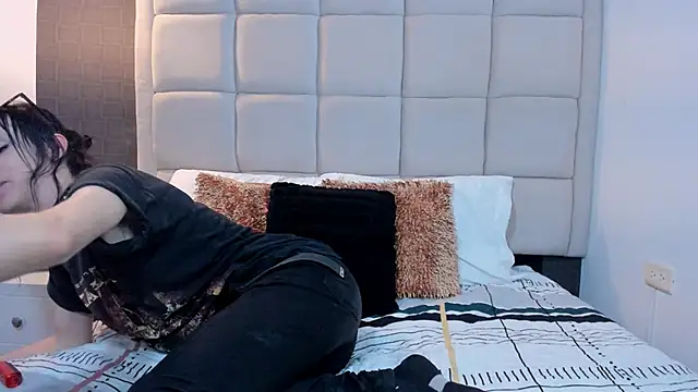 Hecatee 77 online show from 01-05-25, 07:28