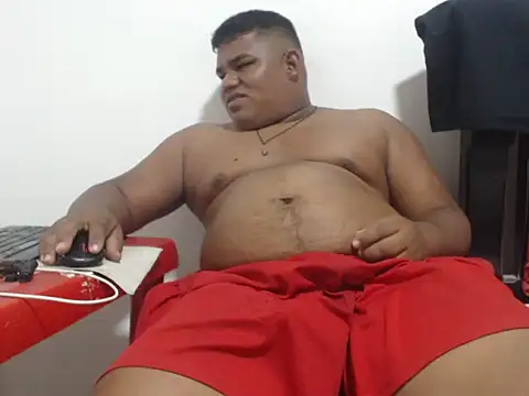 Snapshot of PONSE_LATINO chatting on 10-22-25, 04:29 PONSE LATINO online show from 10-22-25, 04:29