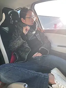 Snapshot of Asiantina@xh chatting on 03-03-25, 08:05 Asiantinaxh online show from 03-03-25, 08:05