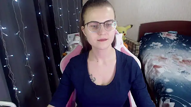 MissBrightShine online show from 01-06-25, 03:29