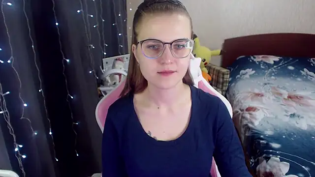 MissBrightShine online show from 01-10-25, 09:34
