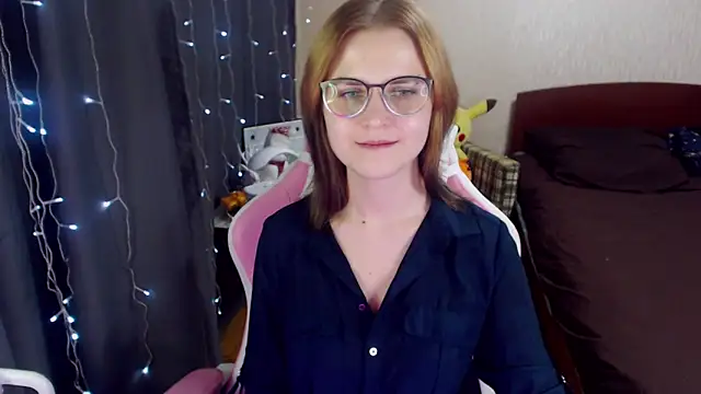 MissBrightShine online show from 01-17-25, 01:46