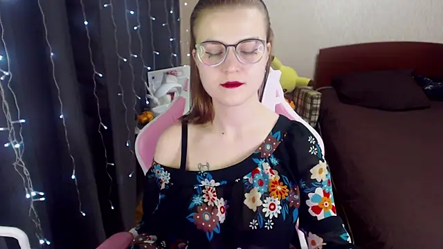 MissBrightShine online show from 01-23-25, 12:52