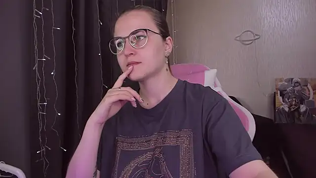 MissBrightShine online show from 09-21-25, 10:50