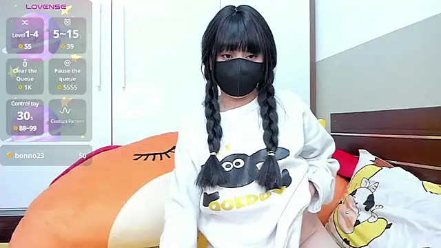 alonelove   online show from 02-05-25, 05:41