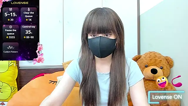 Snapshot of alonelove__ chatting on 06-26-26, 02:16 alonelove online show from 06-26-26, 02:16