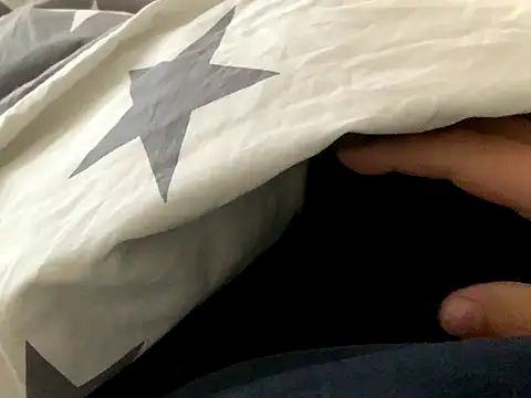 Snapshot of Benni81nrw chatting on 10-16-25, 03:35 Benni81nrw online show from 10-16-25, 03:35