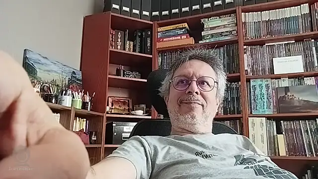 Mandra is a whore online show from 10-11-25, 11:31