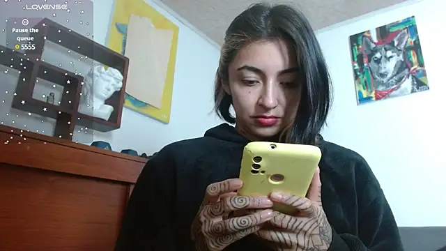 ZoeBakers  online show from 12-13-24, 03:00