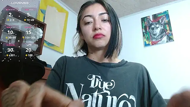 ZoeBakers  online show from 12-20-24, 11:00