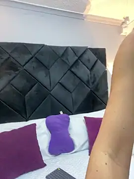 letiziia sky1 online show from 11-17-25, 07:41