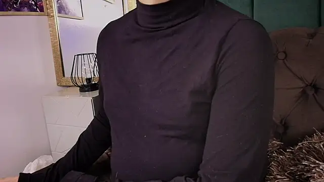 Snapshot of Satuurn_ chatting on 03-19-26, 02:10 Satuurn online show from 03-19-26, 02:10