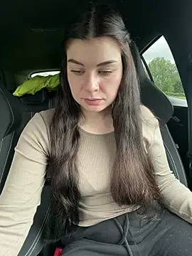 EllyNora online show from 05-07-26, 02:00