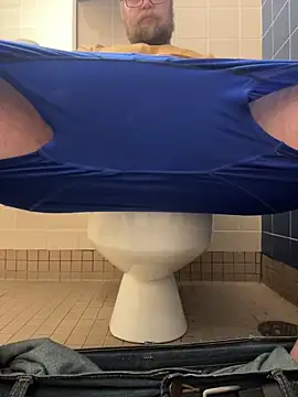 Bigbi6foot5 online show from 11-07-25, 01:22