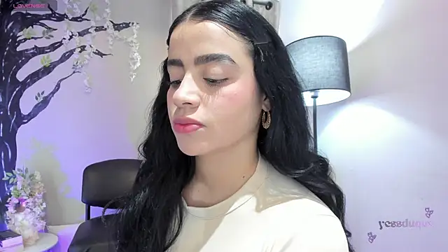 Paula Desousa online show from 06-08-26, 05:13