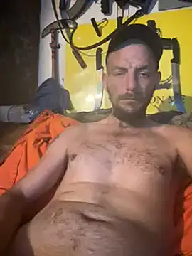 Snapshot of 420rickie420 chatting on 12-28-24, 02:33 420rickie420 online show from 12-28-24, 02:33