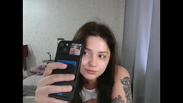 Snapshot of juliettkalen chatting on 03-15-26, 03:34 juliettkalen online show from 03-15-26, 03:34