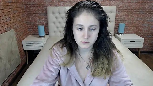 Snapshot of Holliy_Cooper chatting on 09-30-25, 11:04 Holliy Cooper online show from 09-30-25, 11:04