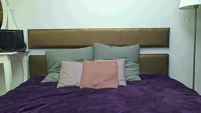 MissYvie online show from 06-21-26, 07:22
