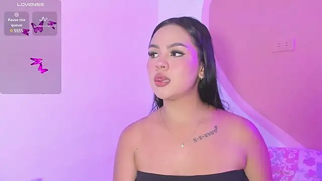 amber white25  online show from 02-04-25, 02:49
