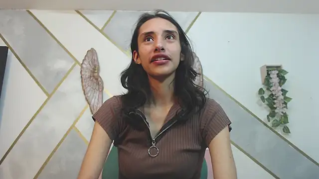 Snapshot of RoxanaCyrano_ chatting on 02-28-25, 06:52 RoxanaCyrano online show from 02-28-25, 06:52
