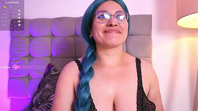 Snapshot of alix_bay chatting on 01-22-25, 11:21 alix bay online show from 01-22-25, 11:21