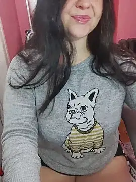 Snapshot of ErikaVlovely chatting on 11-16-25, 10:37 ErikaVlovely online show from 11-16-25, 10:37