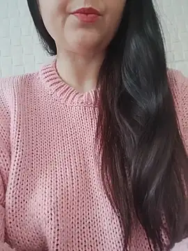 Snapshot of ErikaVlovely chatting on 03-06-26, 01:18 ErikaVlovely online show from 03-06-26, 01:18